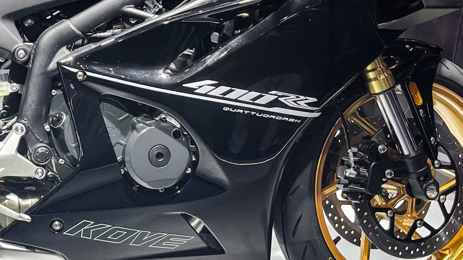 Kove 400 RR at EICMA. - Kove